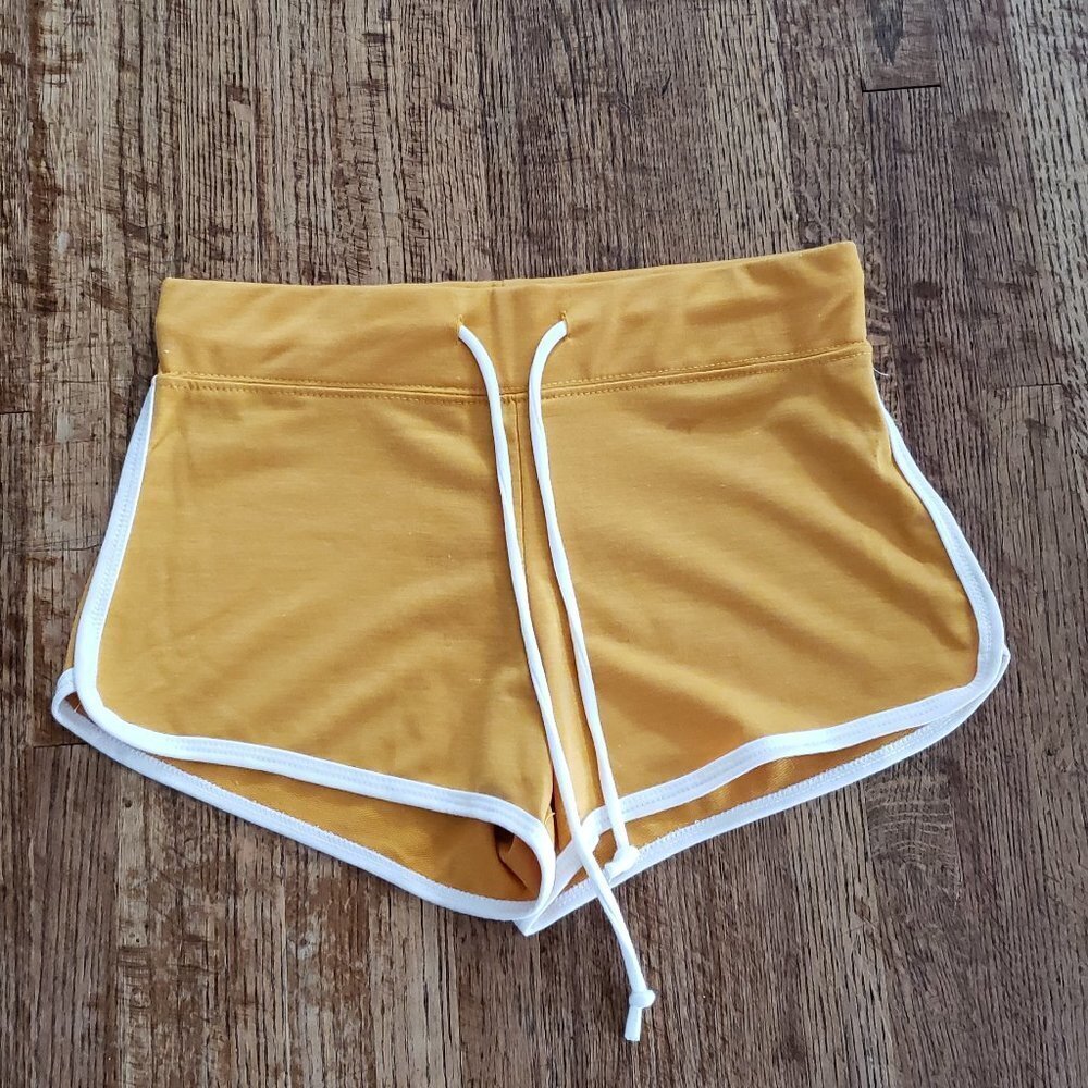 Fashion Nova Short